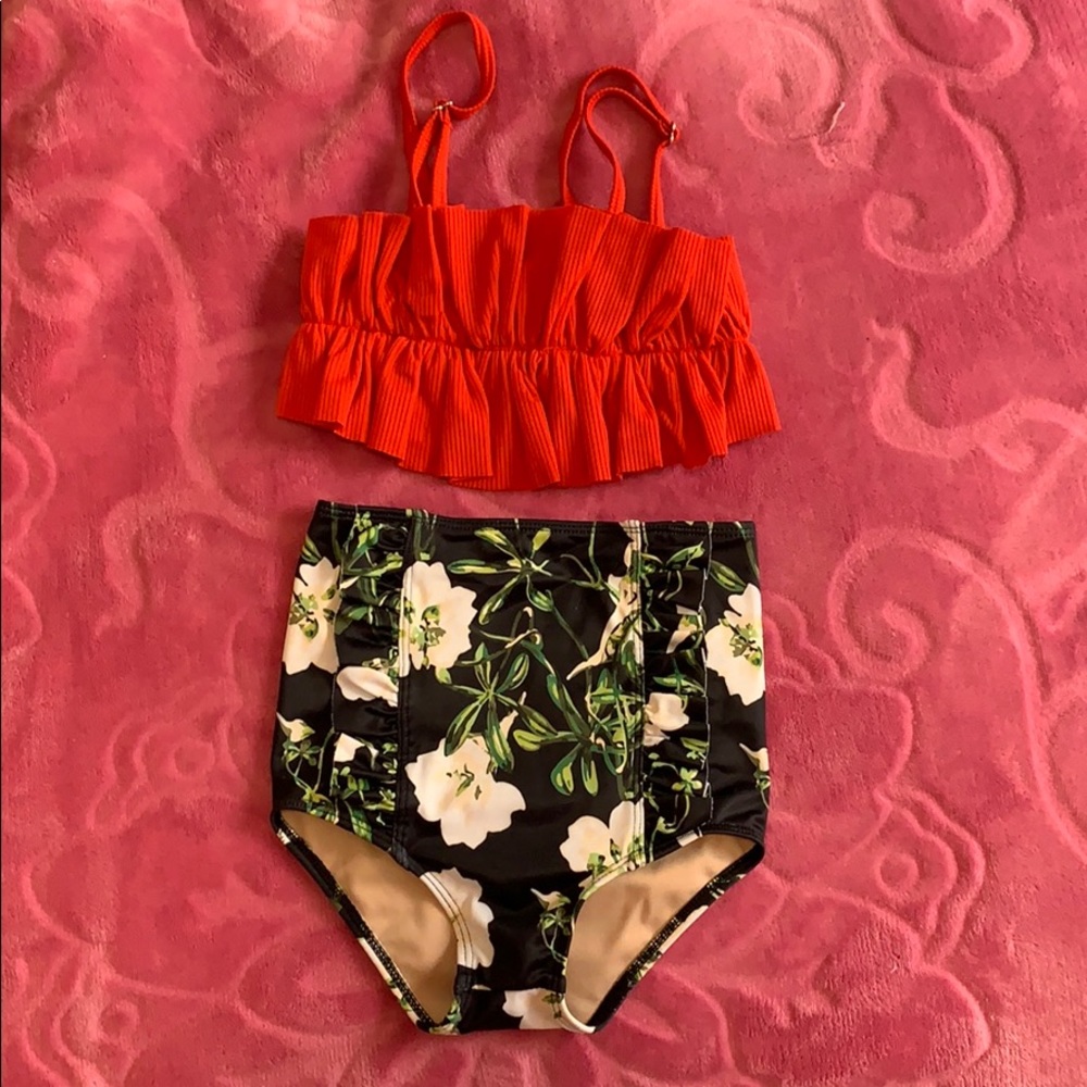 Kortni Jeane girls 4/5 swim set